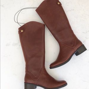 NWT Classic Brown Riding Boots